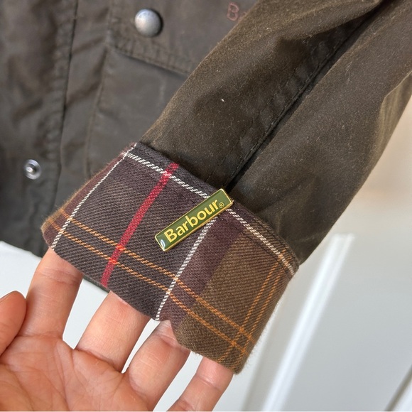 Barbour Beadnell classic waxed cotton jacket - Picture 7 of 11